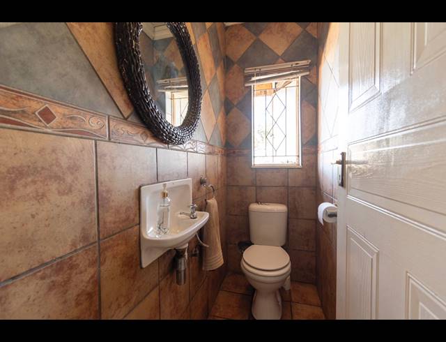 4 BEDROOM HOUSE FOR SALE IN THREE RIVERS